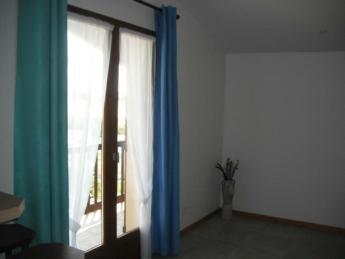 Appartement Palm'Арес Экстерьер фото